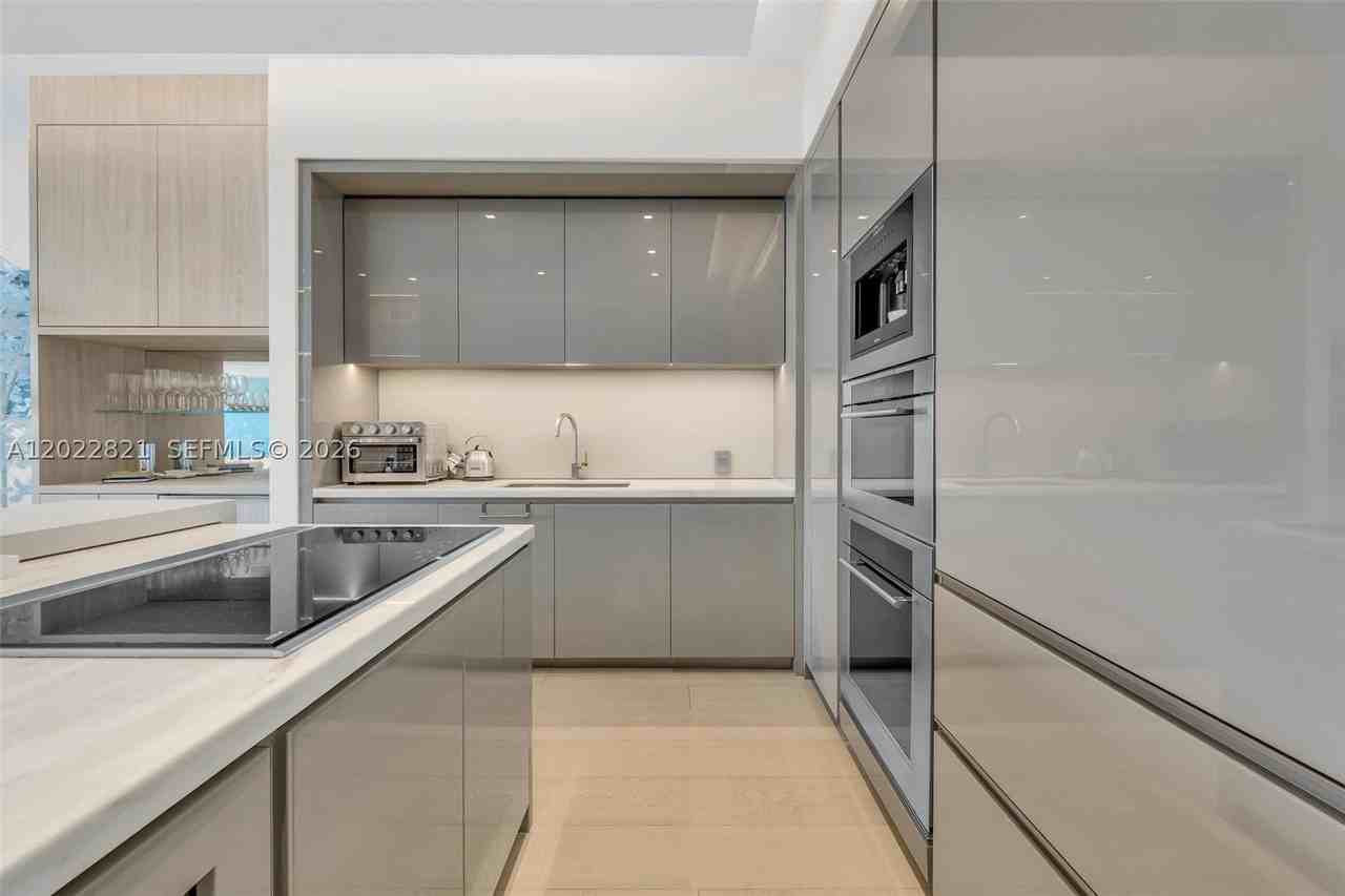18975 Collins Ave #2802 - Photo 6 of 50