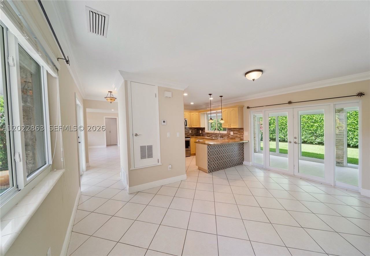 7632 Sw 96th Ct #0 - Photo 3 of 9