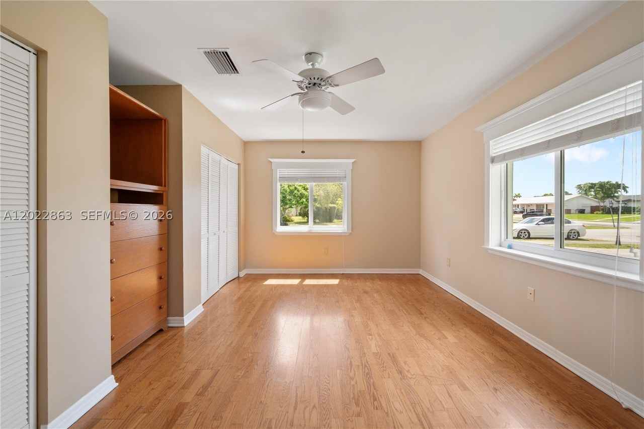 7632 Sw 96th Ct #0 - Photo 5 of 9
