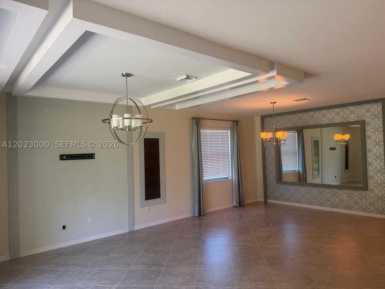 14018 Aledo Ct #14018 - Photo 4 of 28