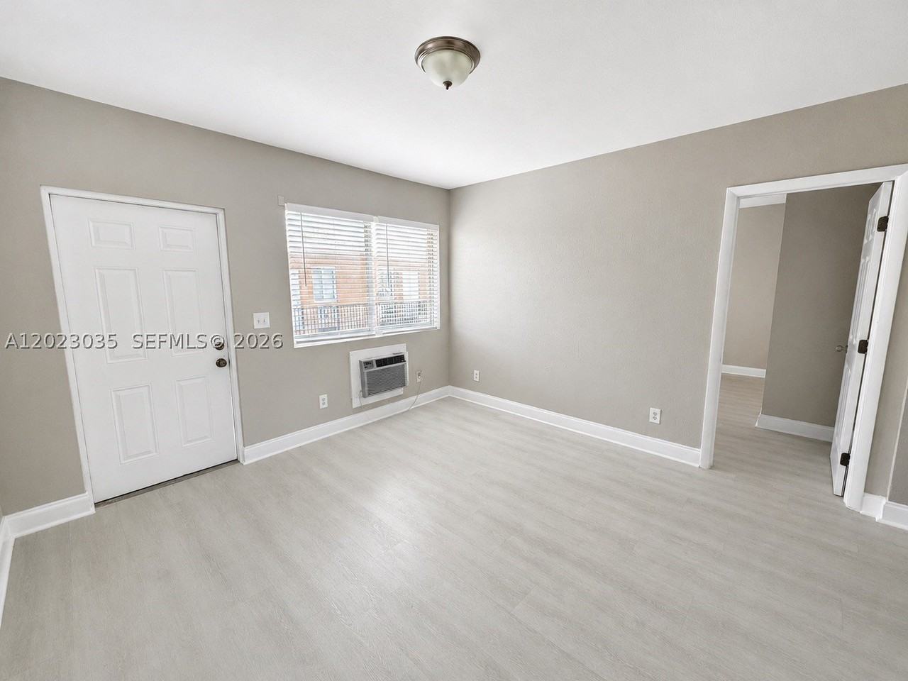 1920 Washington Ave #5 - Photo 6 of 23