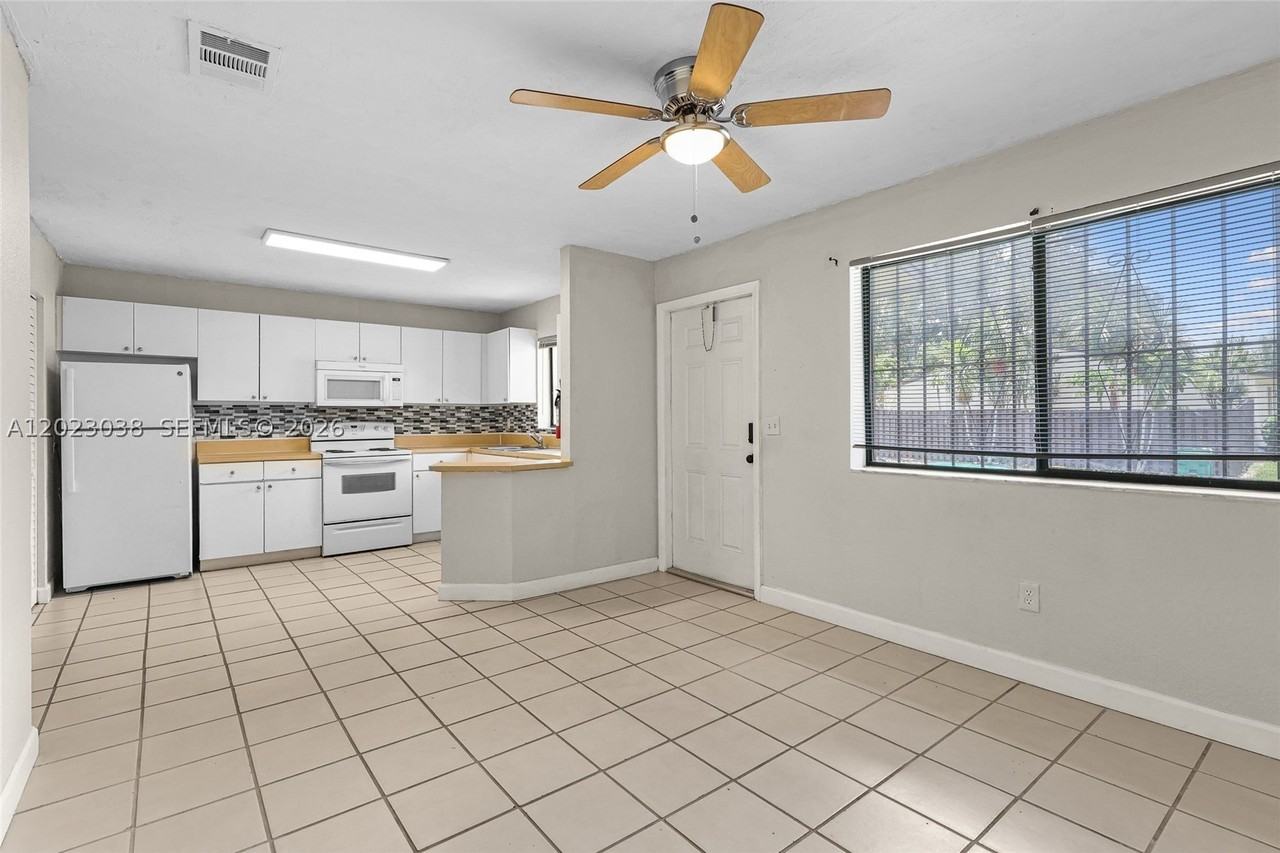 28214 Sw 143rd Ct #0 - Photo 6 of 27