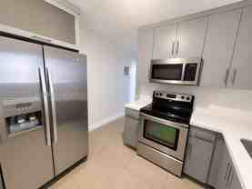 811 Nw 6th Ave #4 - Photo 1 of 1