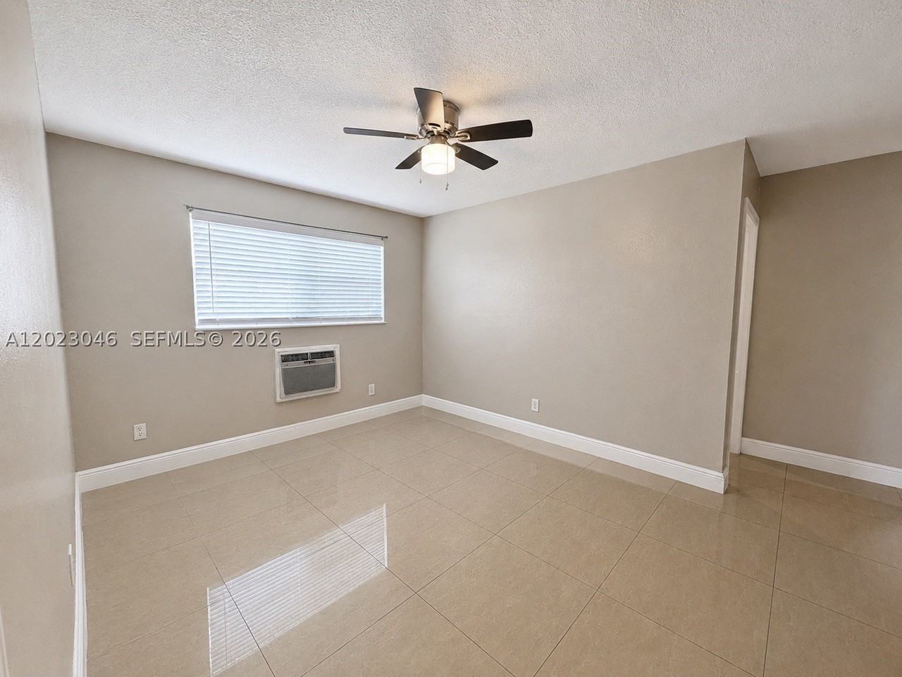 811 Nw 6th Ave #4 - Photo 6 of 24