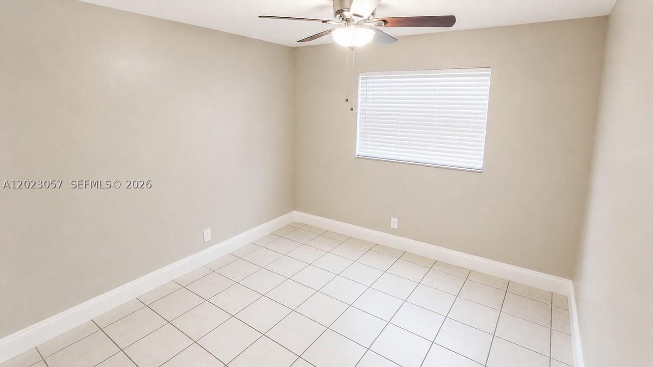 2845 Nw 13th Ct #1 - Photo 6 of 8