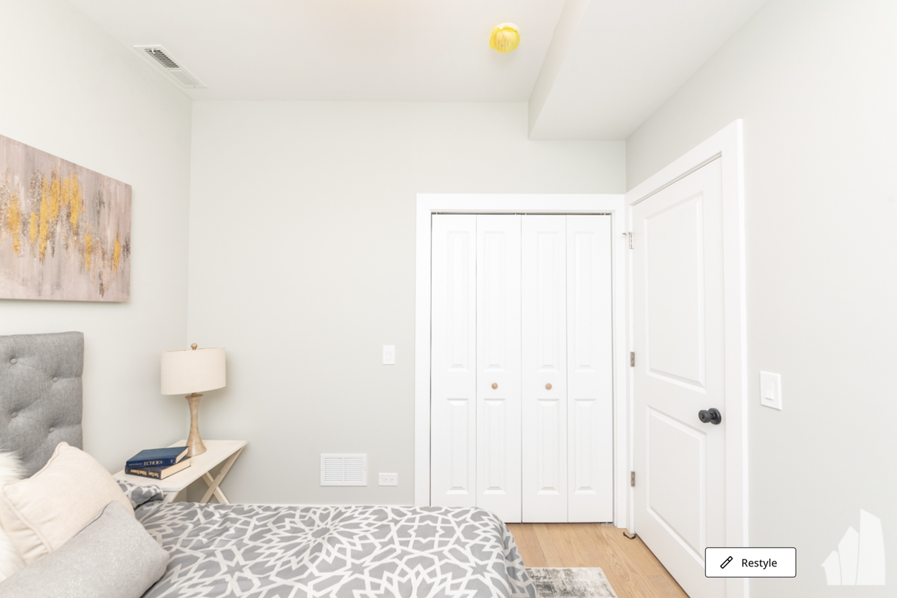 W Montrose Ave #4409-3B - Photo 7 of 8