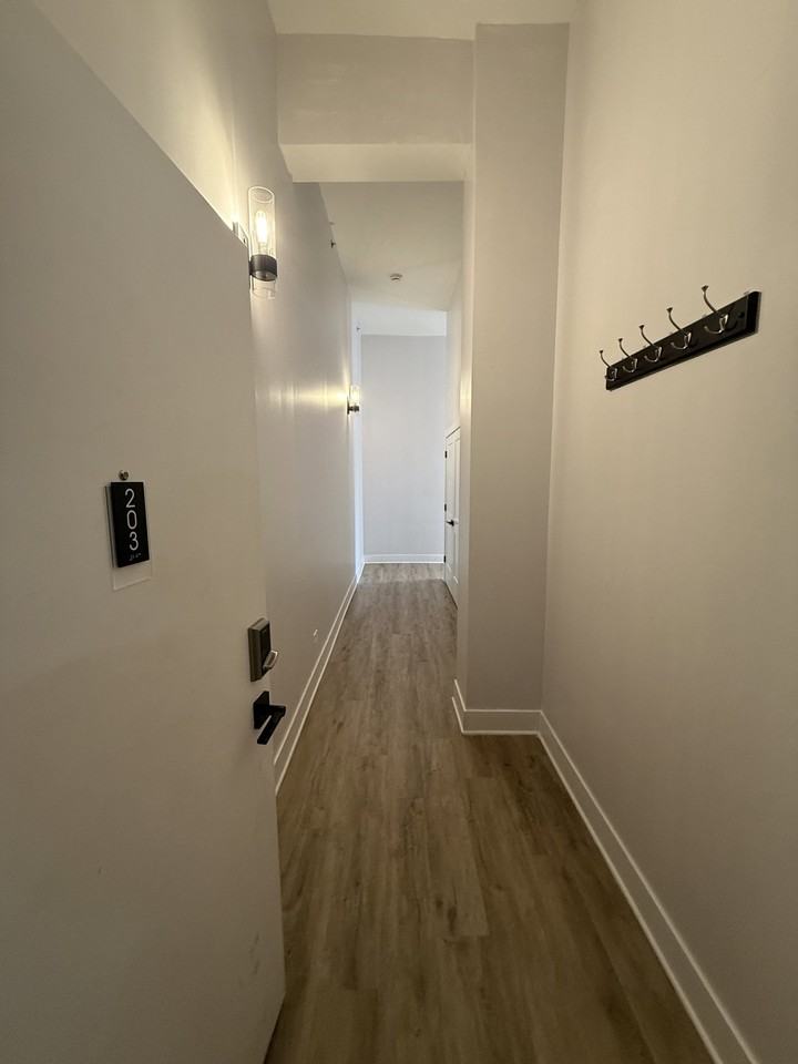 N Western Ave - Photo 4 of 8