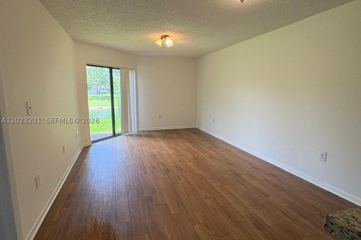 9934 Nob Hill Pl #9934 - Photo 4 of 13