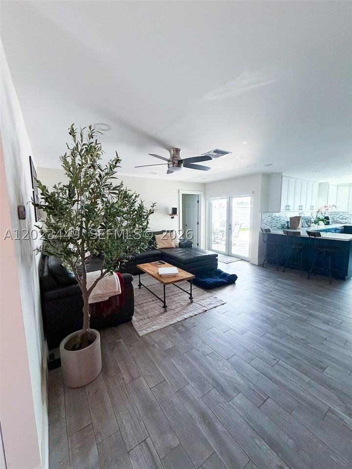 14552 Sw 142nd Pl #14552 - Photo 3 of 50