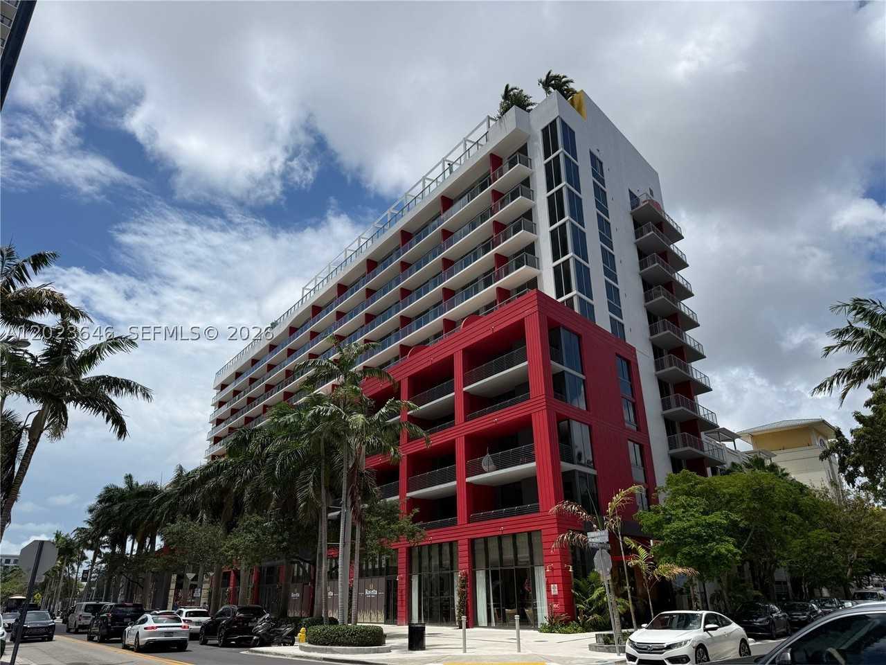 90 Ne 32nd St #411