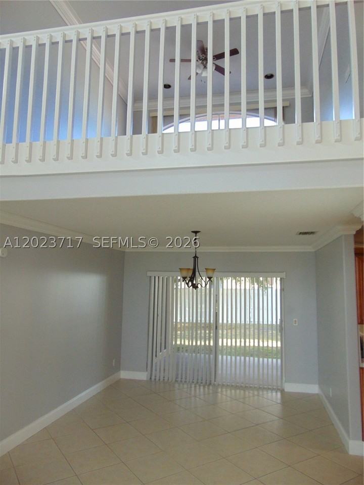 17883 Sw 5th St - Photo 6 of 50