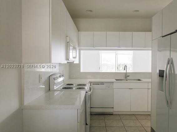 10245 Via Hibiscus #10245 - Photo 5 of 28