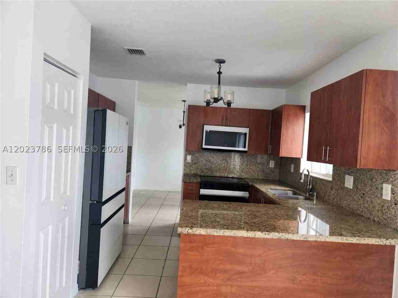 13658 Sw 142nd Ter #13658 - Photo 2 of 9