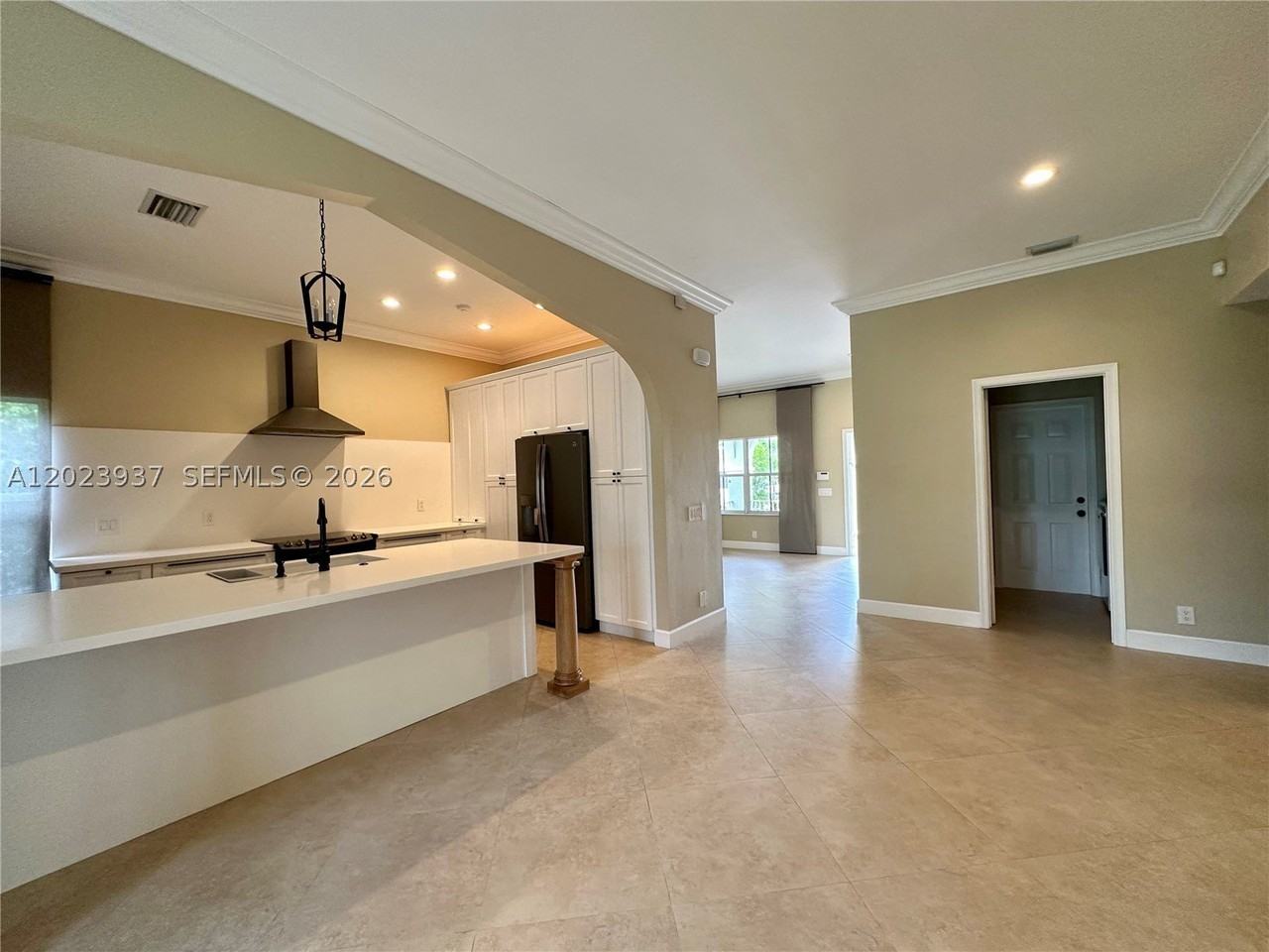 953 Tanglewood Cir #953 - Photo 5 of 13
