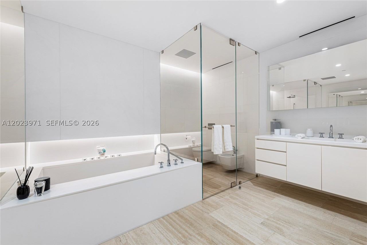 9001 Collins Ave #S509 - Photo 7 of 9