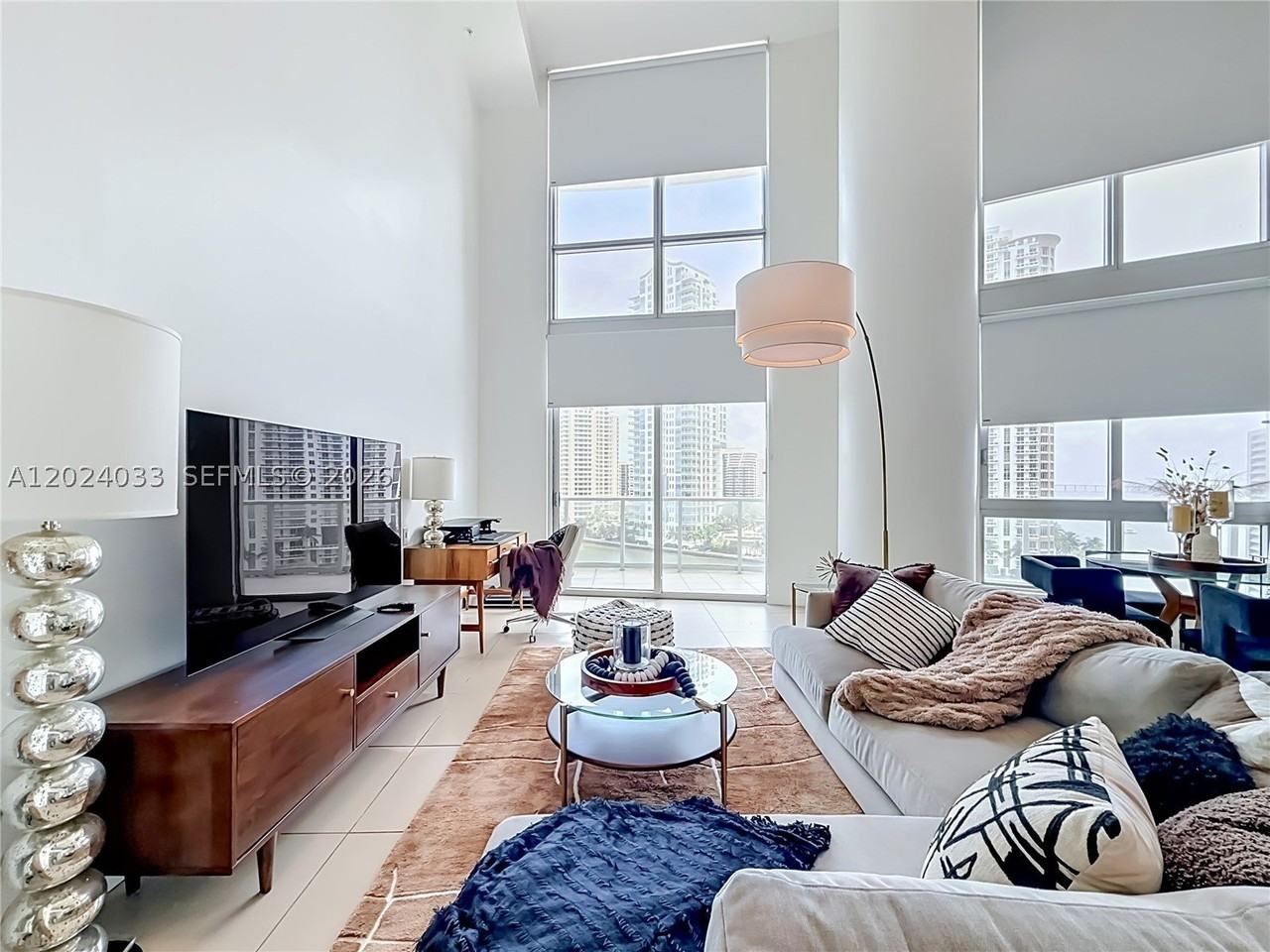 300 S Biscayne Blvd #L1016