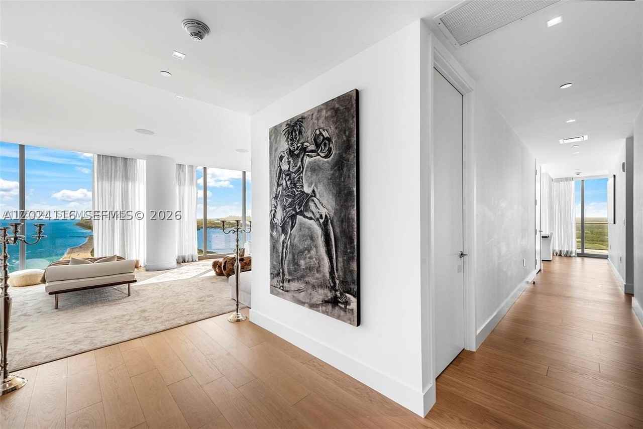 15701 Collins Ave #4105 - Photo 6 of 42