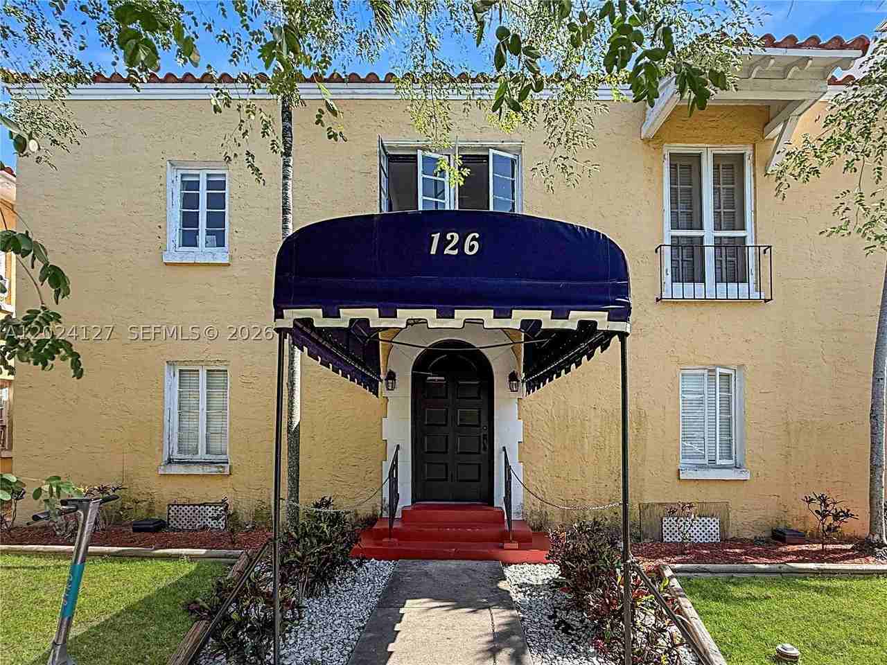 126 Mendoza Ave #7A