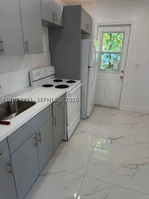 262 Ne 55th Ter #0 - Photo 5 of 20
