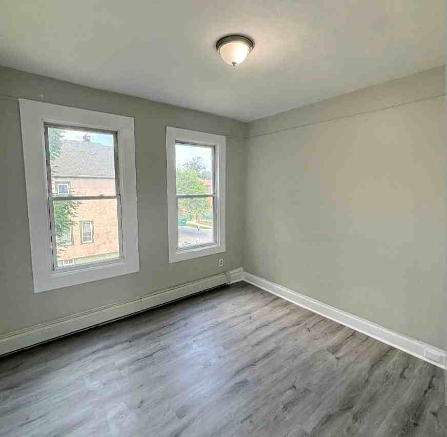 27 N Munn Ave #2A - Photo 5 of 8