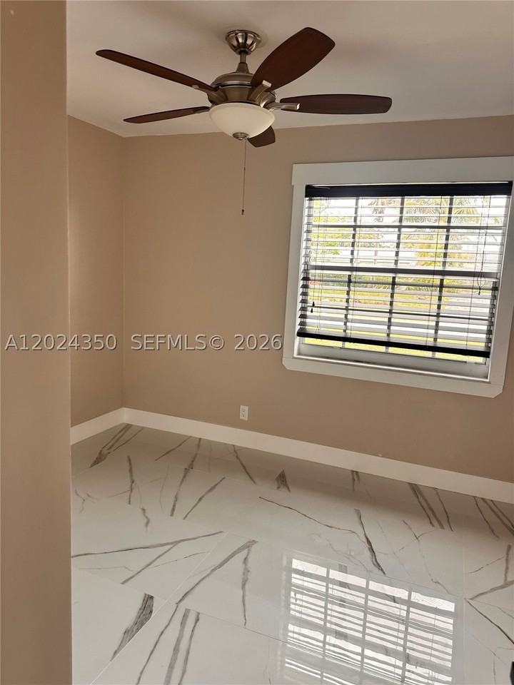 3614 Everglades Rd #0 - Photo 7 of 9