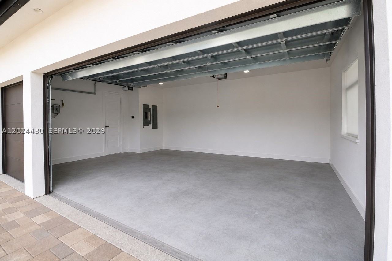 18321 Sw 224th St #0 - Photo 6 of 49