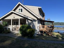 featured image of 13603 Goodrich Dr Nw #1