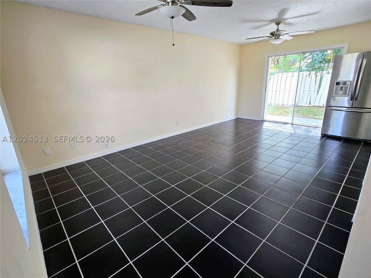 854 Sw 8th Pl - Photo 7 of 28