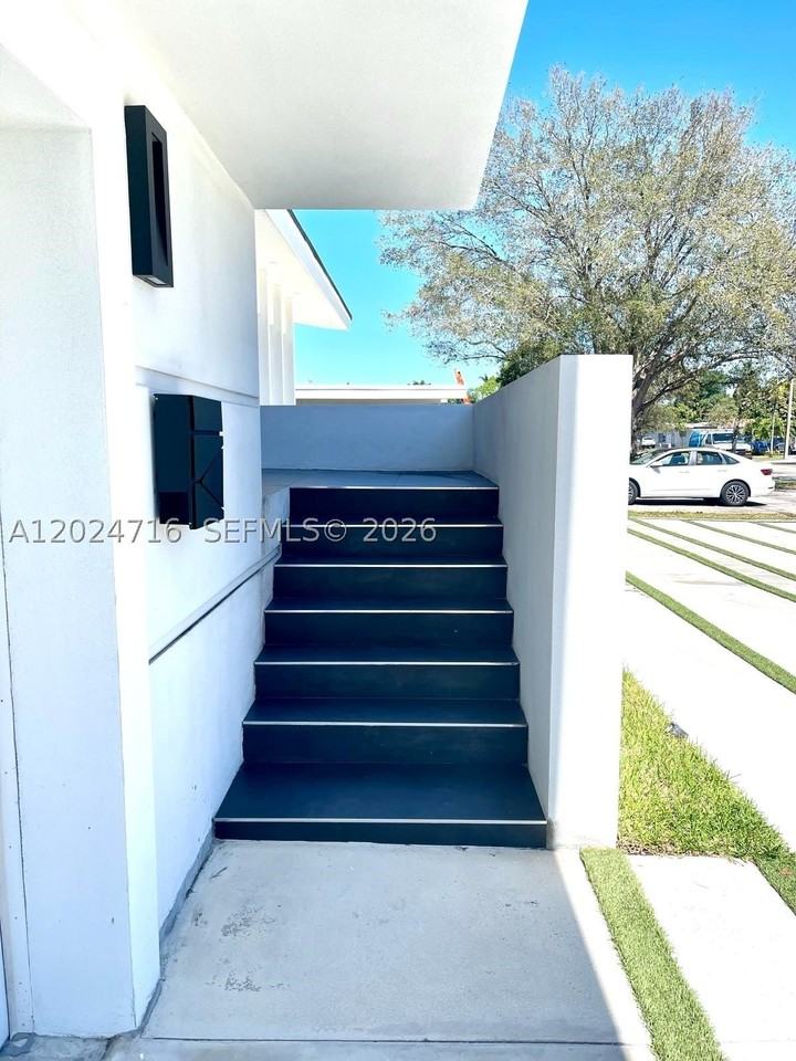 19960 Highland Lakes Blvd - Photo 5 of 19