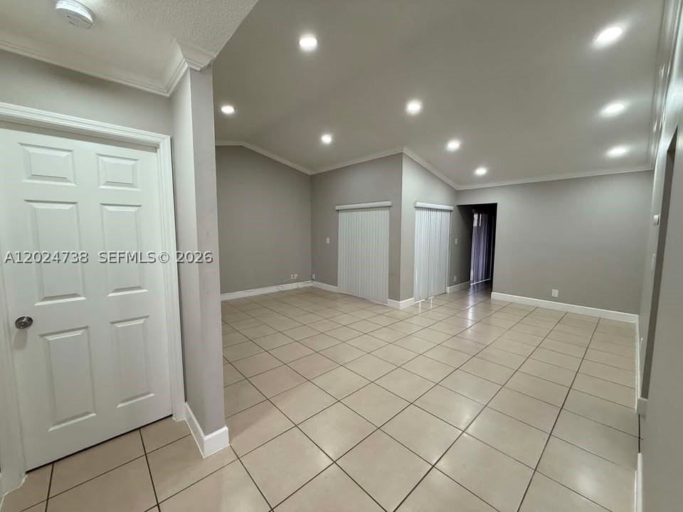 6449 Nw 171st St #0 - Photo 4 of 32