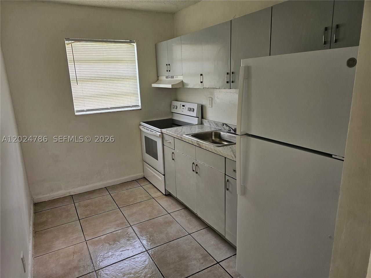 2451 Nw 8th Pl #1