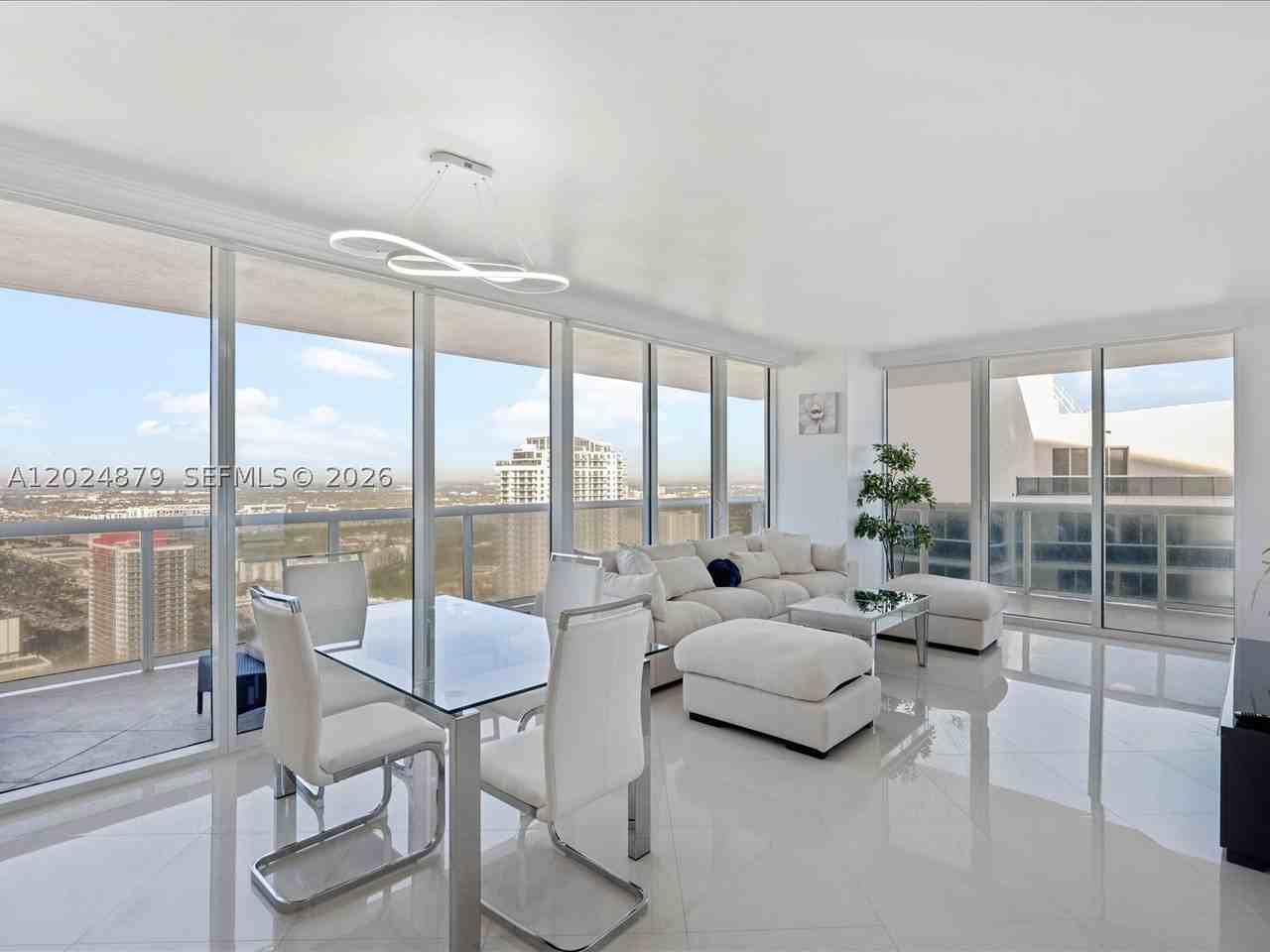 1830 S Ocean Dr #4508 - Photo 3 of 50