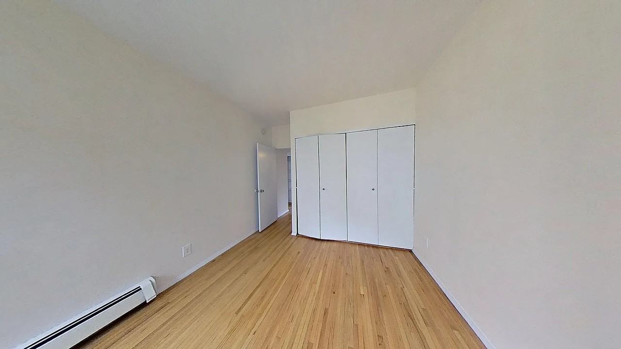 365 W 52nd St #4F - Photo 3 of 8