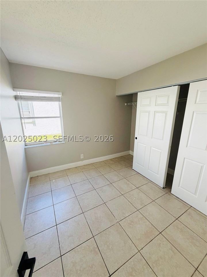 331 Nw 42nd Ct #101 - Photo 3 of 7