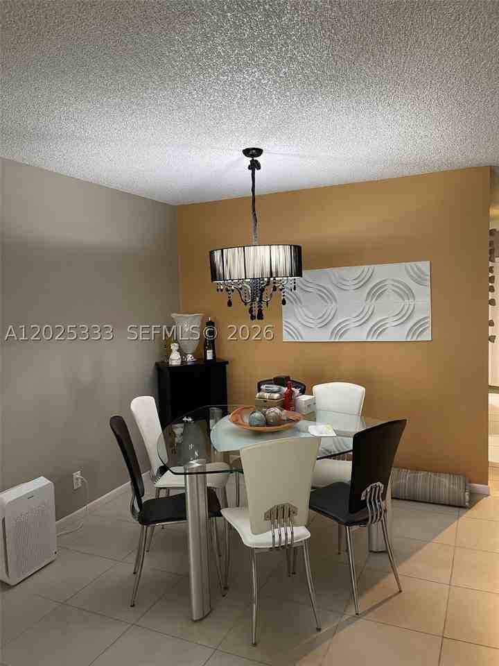 1640 Nw 19th Ter #103 - Photo 4 of 13