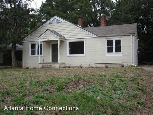 846 Lee Andrews Ave SE - Photo 2 of 15