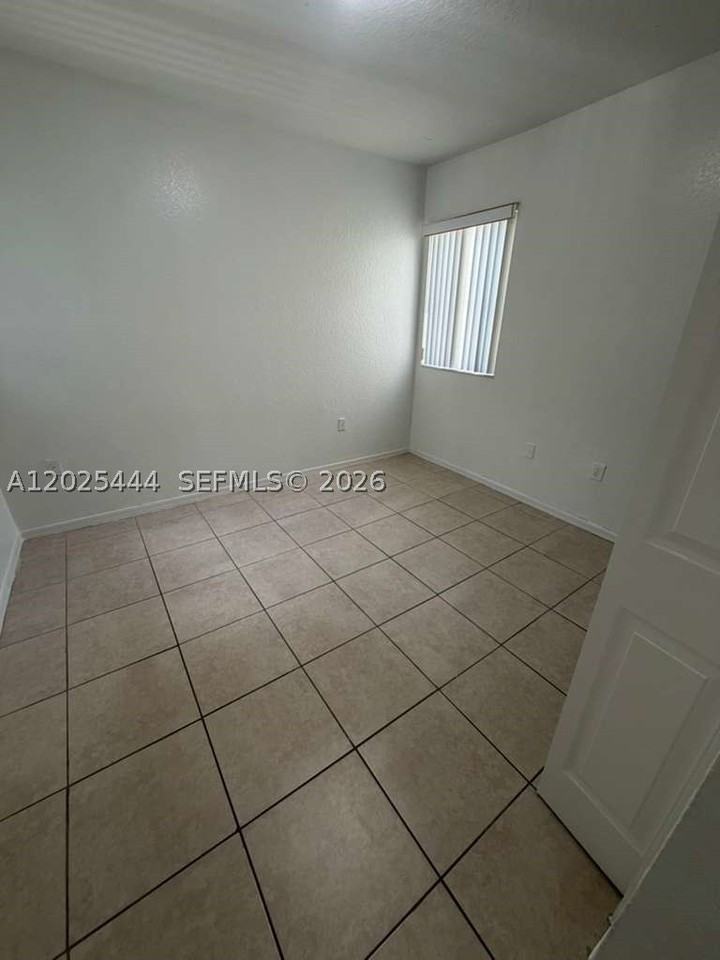 681 Sw 7th St #681 - Photo 6 of 16