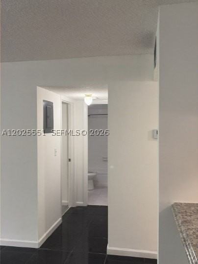 8540 N Sherman Cir #504 - Photo 4 of 9