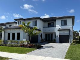 featured image of 19616 Ne 14th Ct