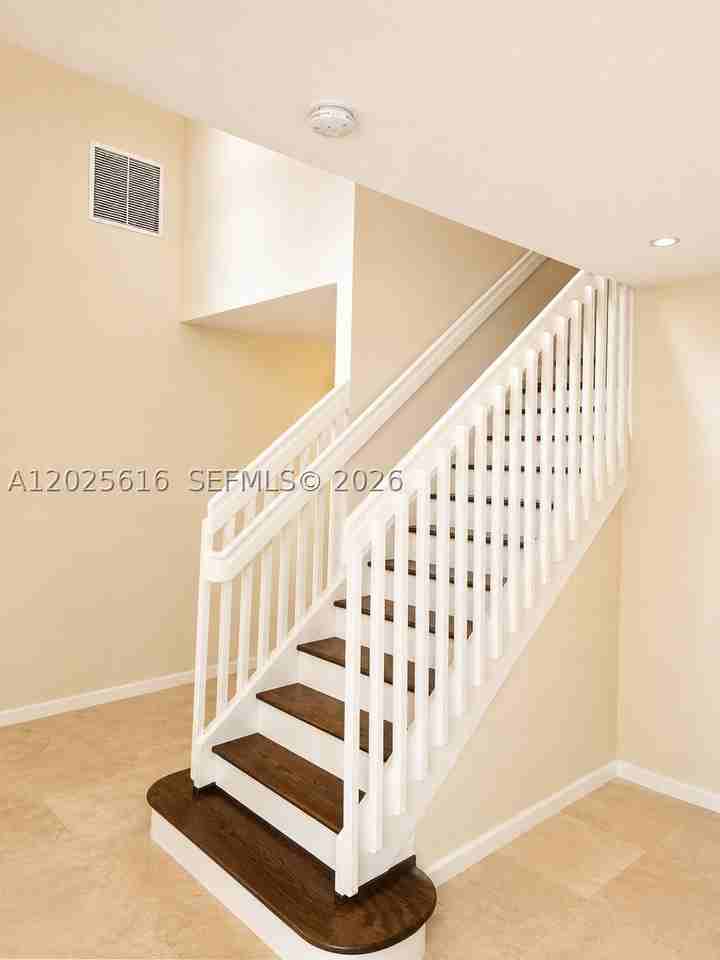 1319 Croton Ct #1 - Photo 5 of 38