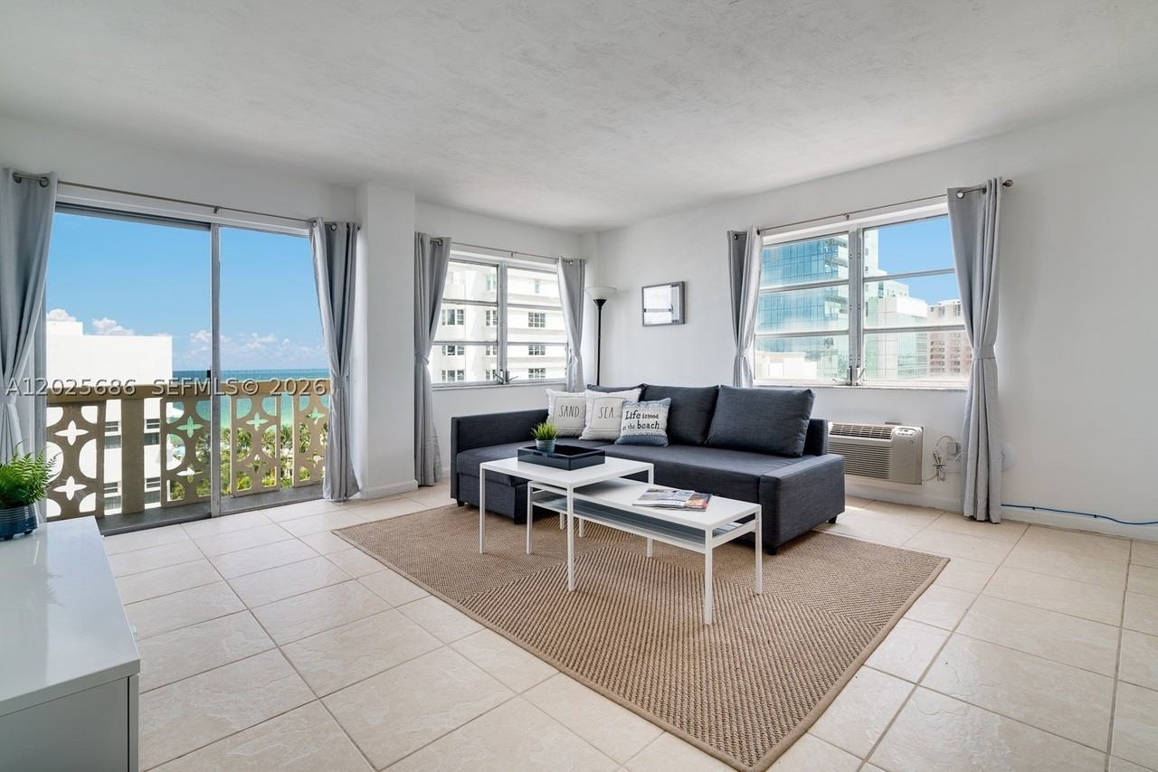 3100 Collins Ave #1101 - Photo 2 of 7