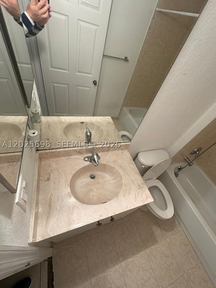 117 Se 3rd Ave #7 - Photo 5 of 15