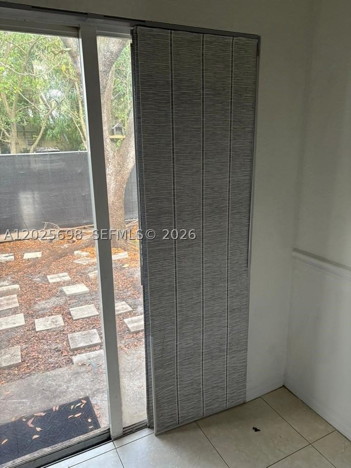 117 Se 3rd Ave #7 - Photo 6 of 15