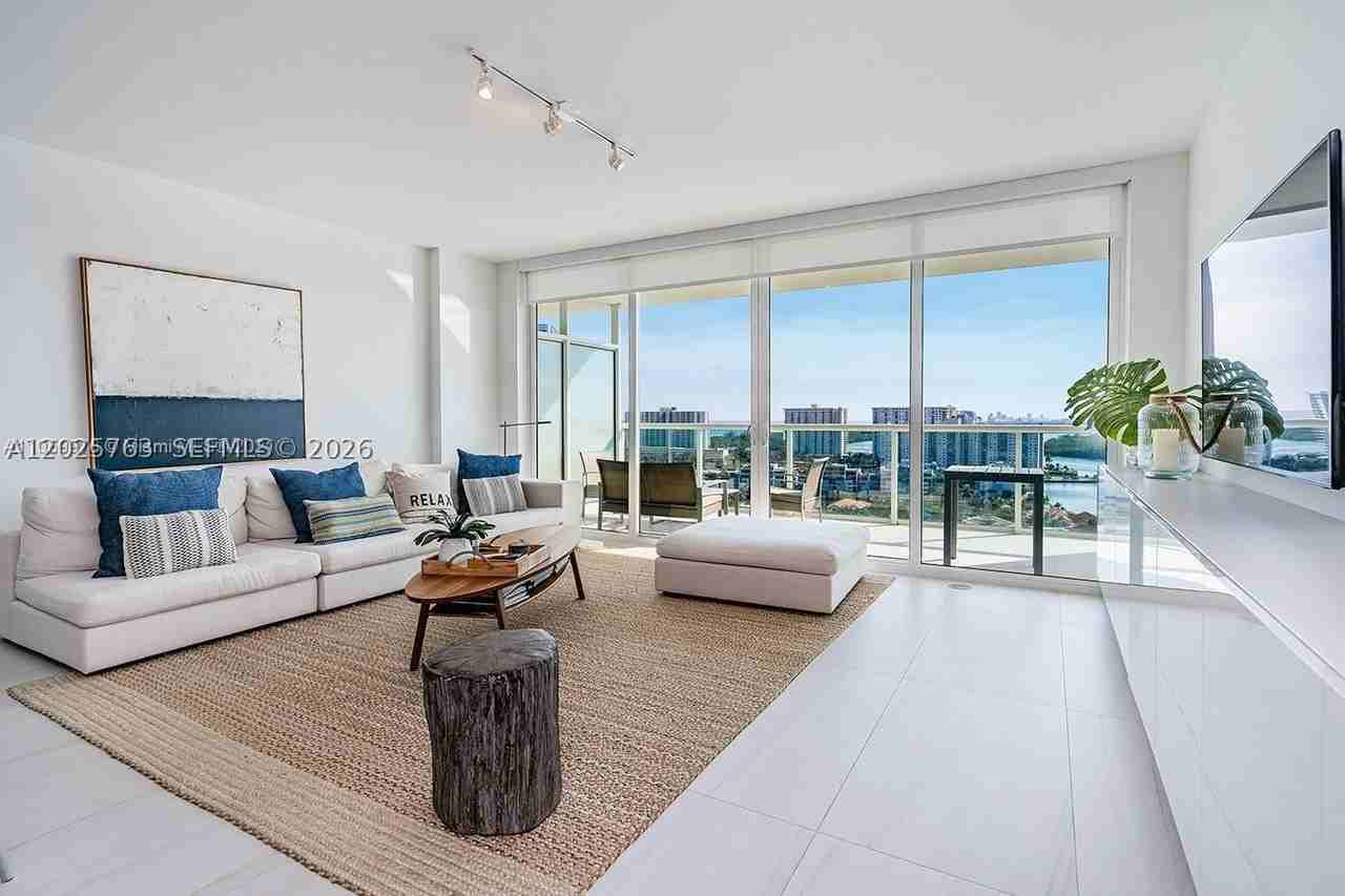 400 Sunny Isles Blvd #1804 - Photo 6 of 27
