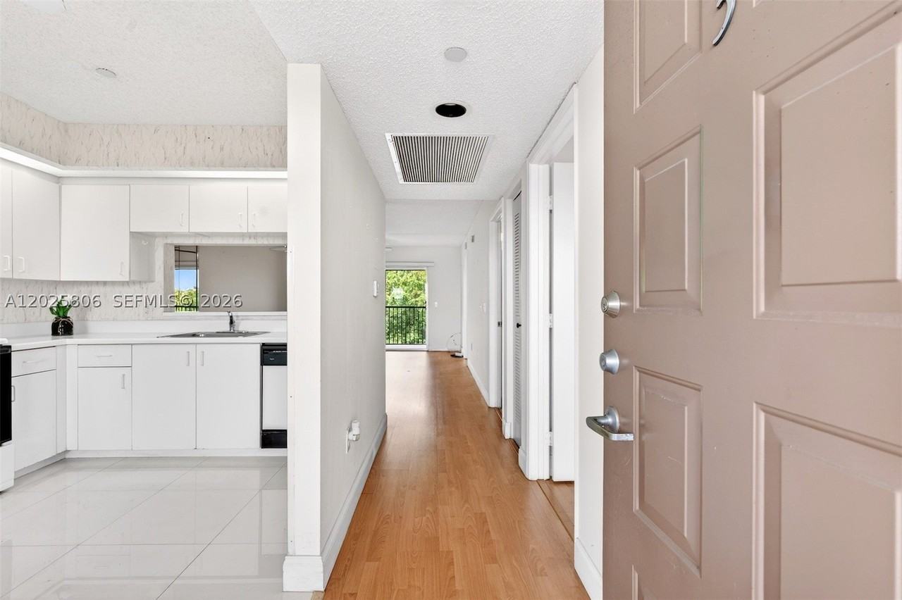 1650 Sw 124th Ter #403D - Photo 3 of 46
