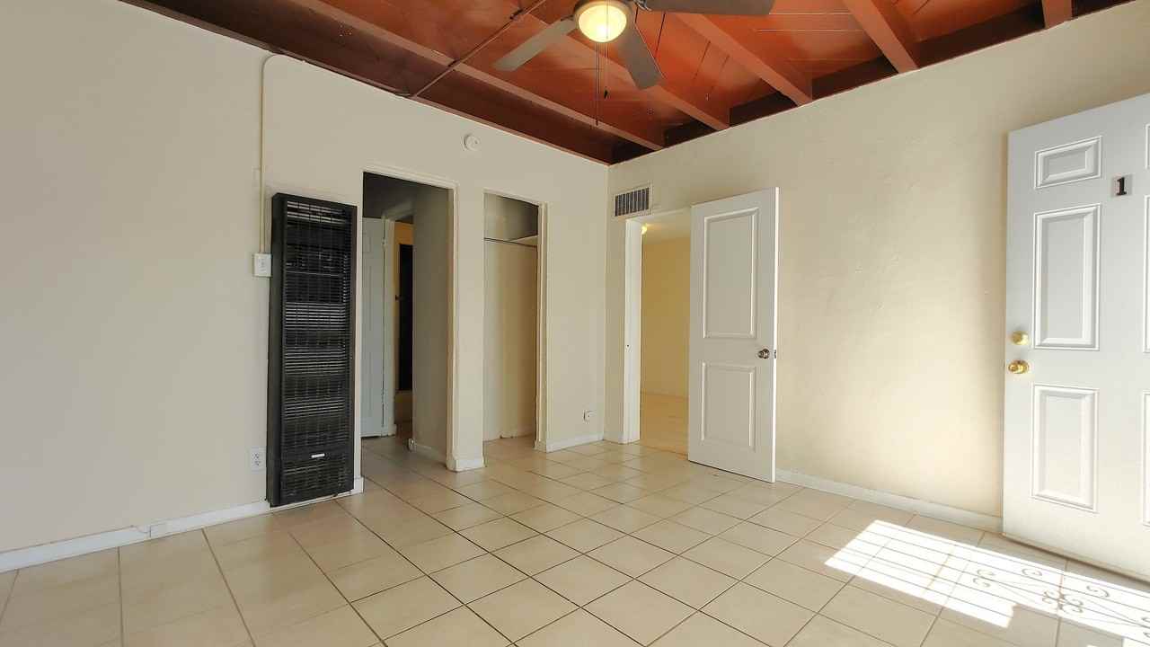 Central Apartments (4223) - Photo 4 of 25