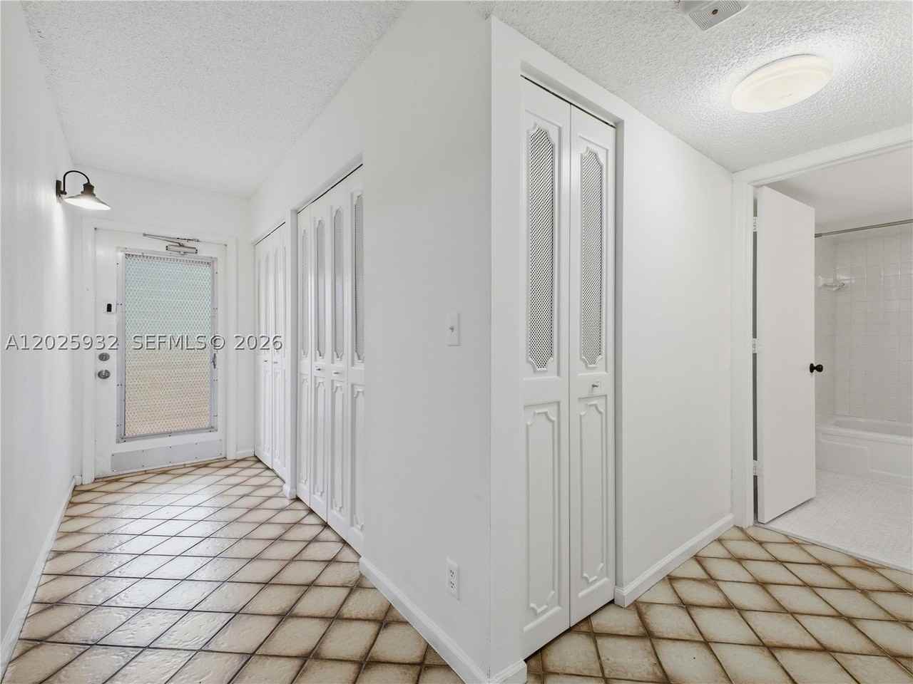 14623 Bonaire Blvd #405 - Photo 3 of 38