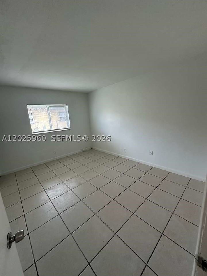 3961 Nw 30th Ter #1 - Photo 2 of 12