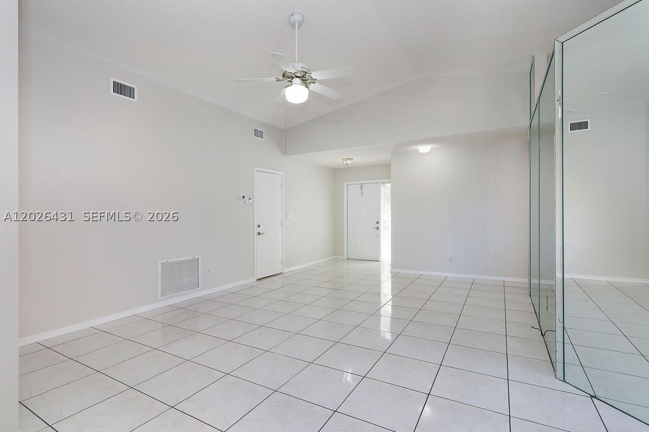12357 Sw 144th Ter - Photo 4 of 30