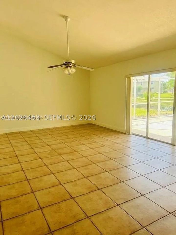 16373 Nw 16th St - Photo 4 of 25